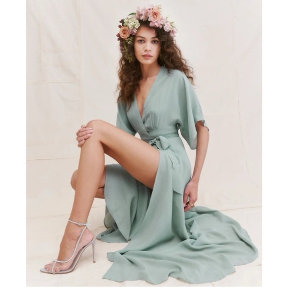 Reformation Winslow Elegant Green Wrap Dress Size Medium - Picture 3 of 14